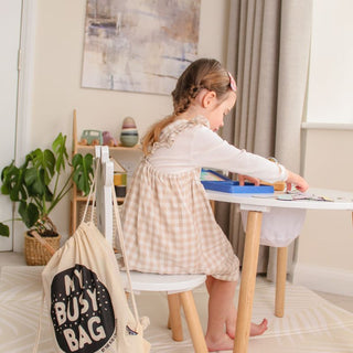 Busy Bag  (Age 4+)