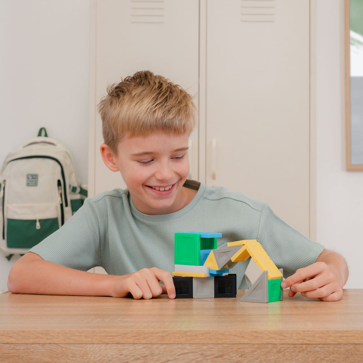 CONNETIX Magnetic Tiles 30 Piece Pro Build-It Vehicles Set