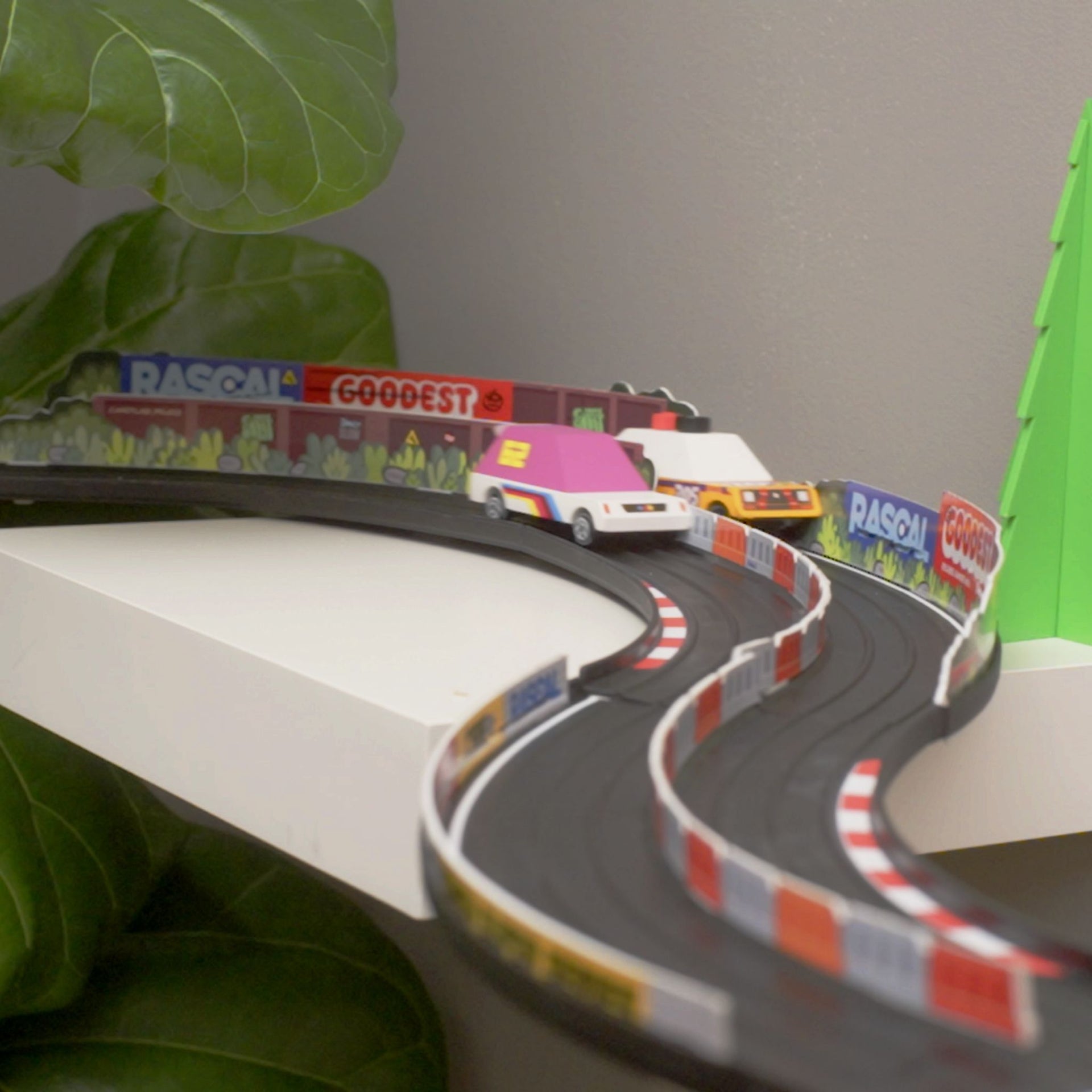 Candylab Roadworks 90 Turn Track Expansion 2-Pack