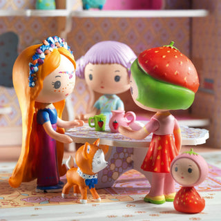 Djeco Tinyly Playhouse Caravan - Bluchka & Indie