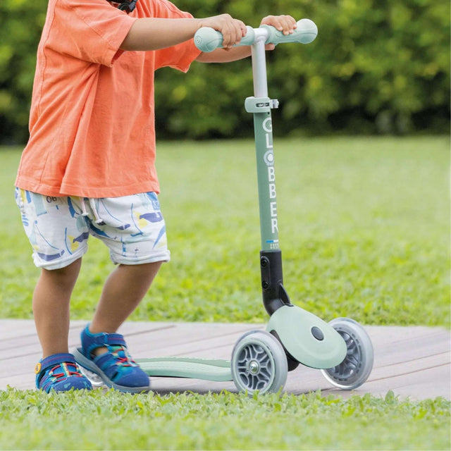 Globber Junior Foldable Lights Ecologic Scooter - Pistachio