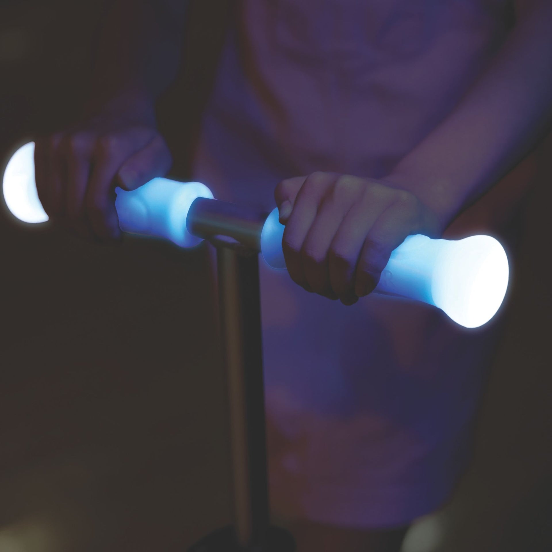 Globber Elite Glow Lights Scooter - Blue