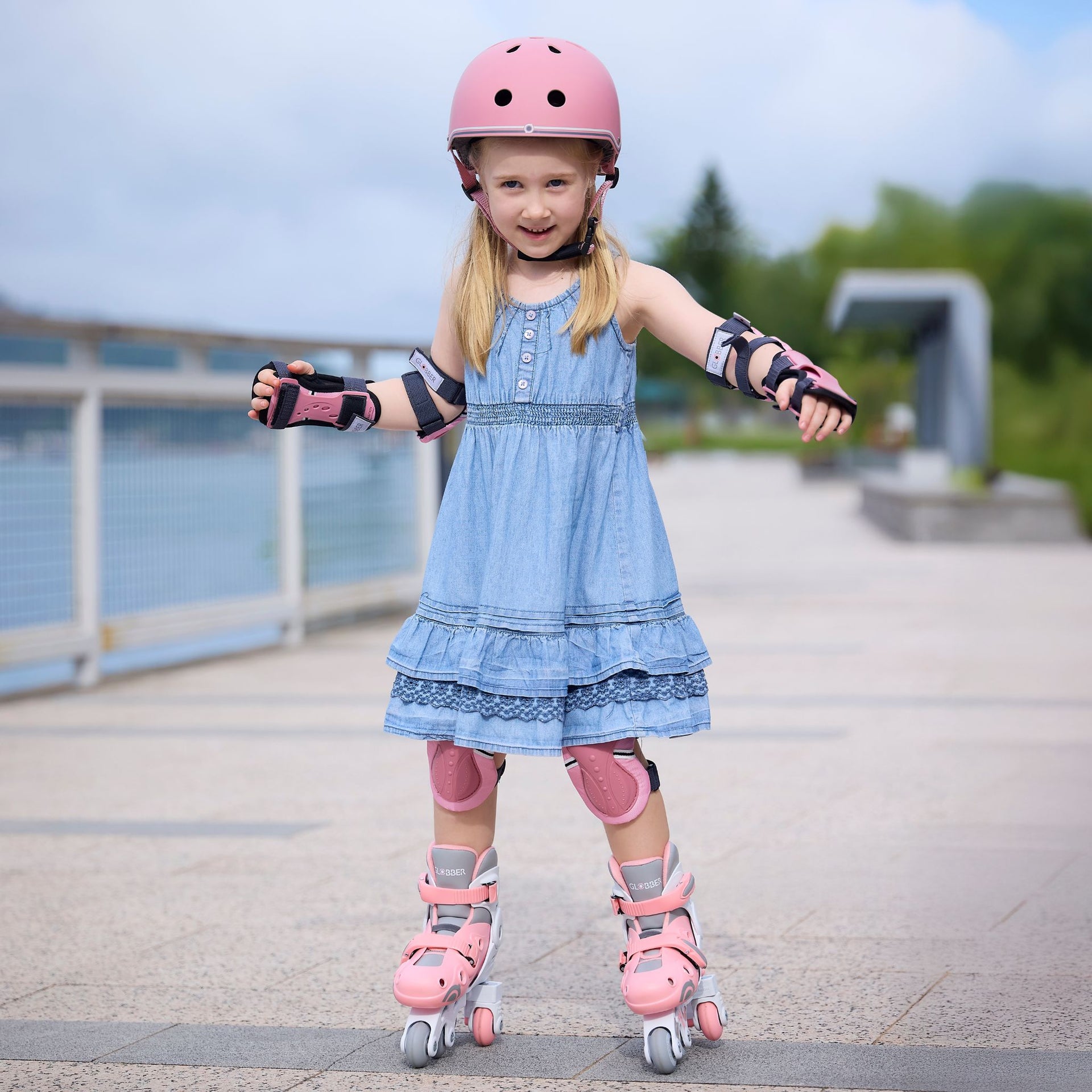 Globber Protective Junior Pads - Pastel Pink