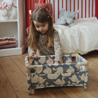Konges Sløjd Doll Travel Bed - Swan