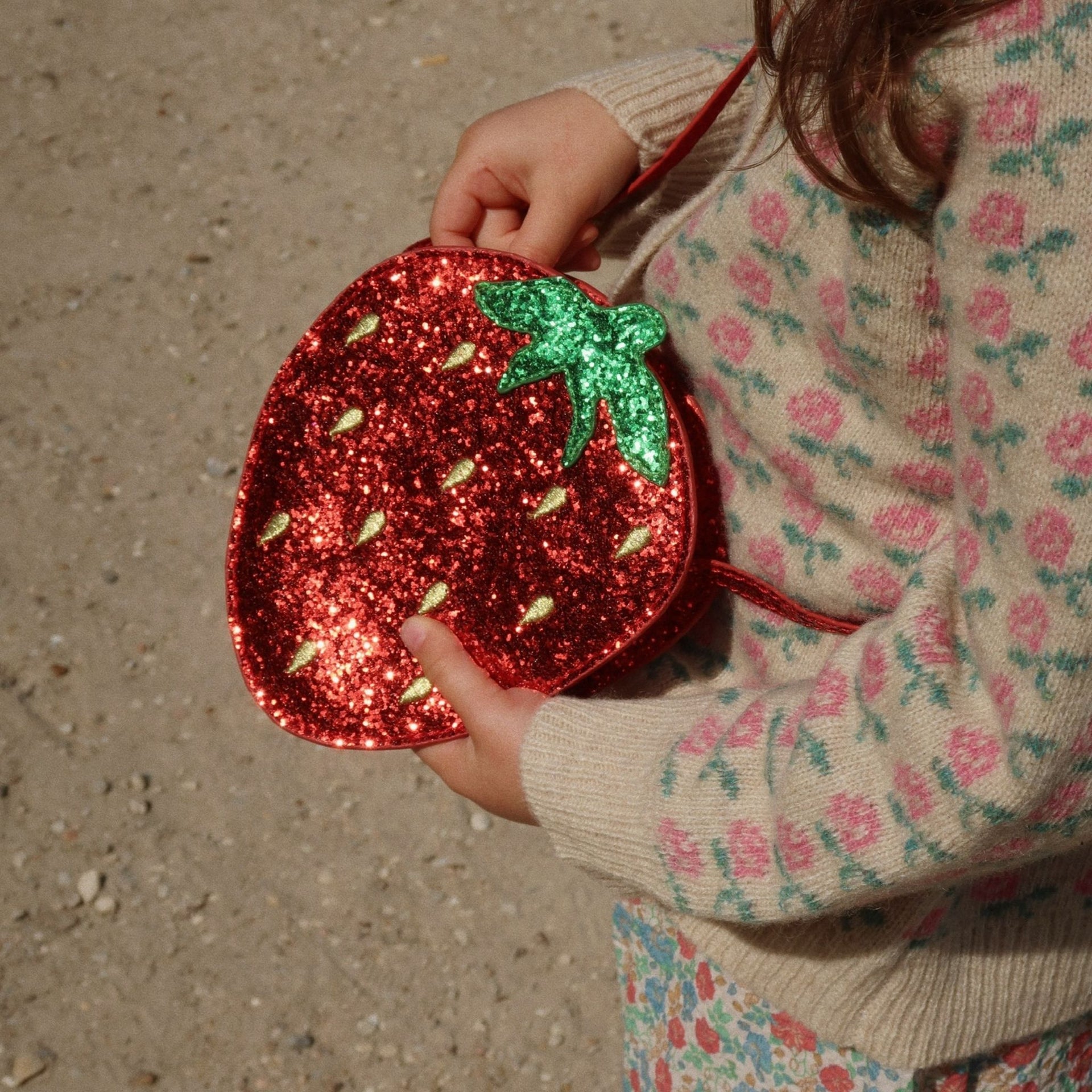 Konges Sløjd Tut Strawberry Shoulder Bag