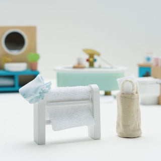 Le Toy Van Dolls House Bathroom Furniture Set