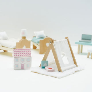 Le Toy Van Dolls House Child's Bedroom Furniture Set