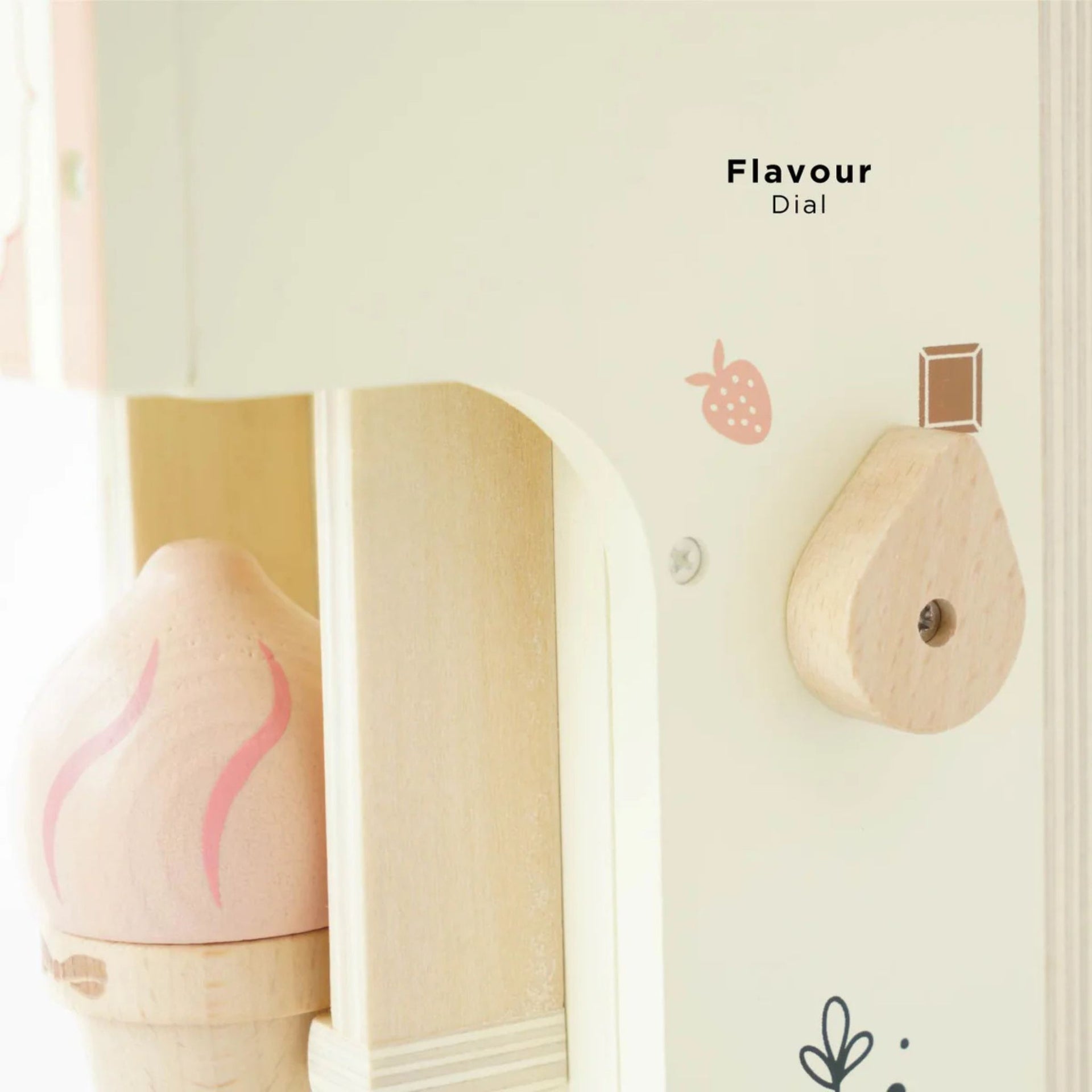 Le Toy Van Ice Cream Machine & Play Food Cones