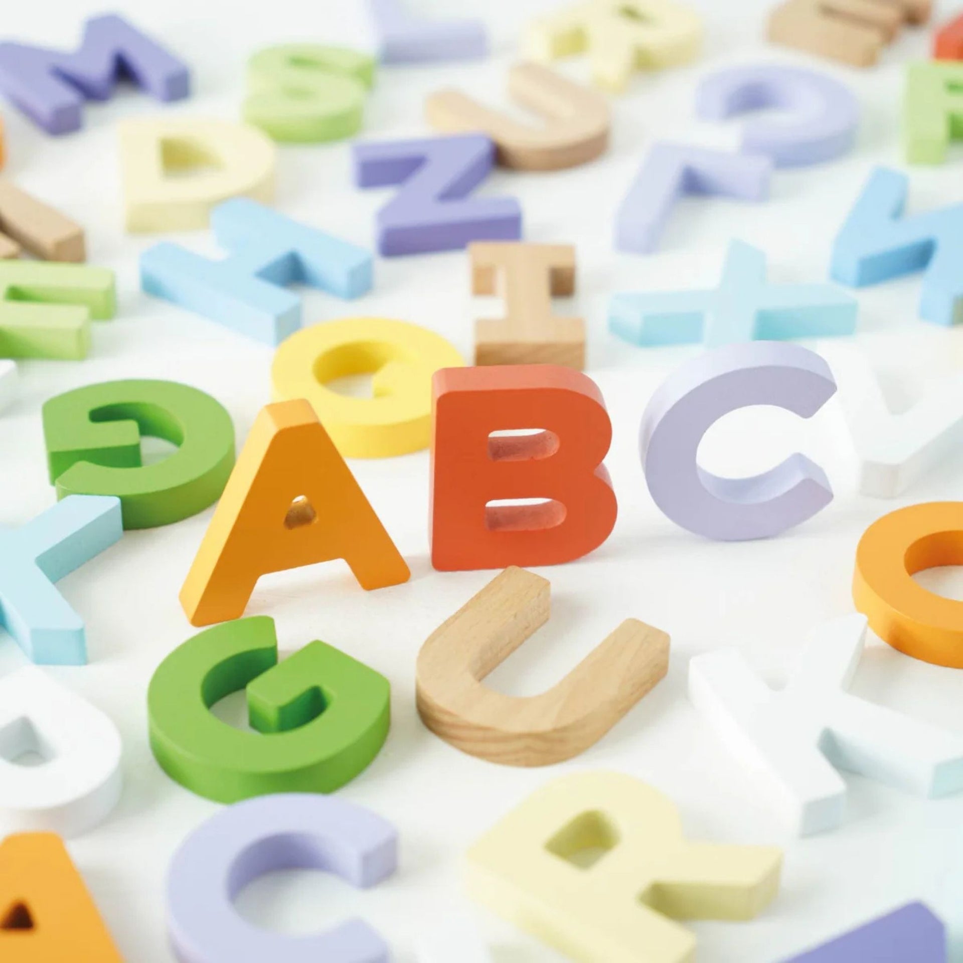Le Toy Van Wooden Alphabet Set and Bag