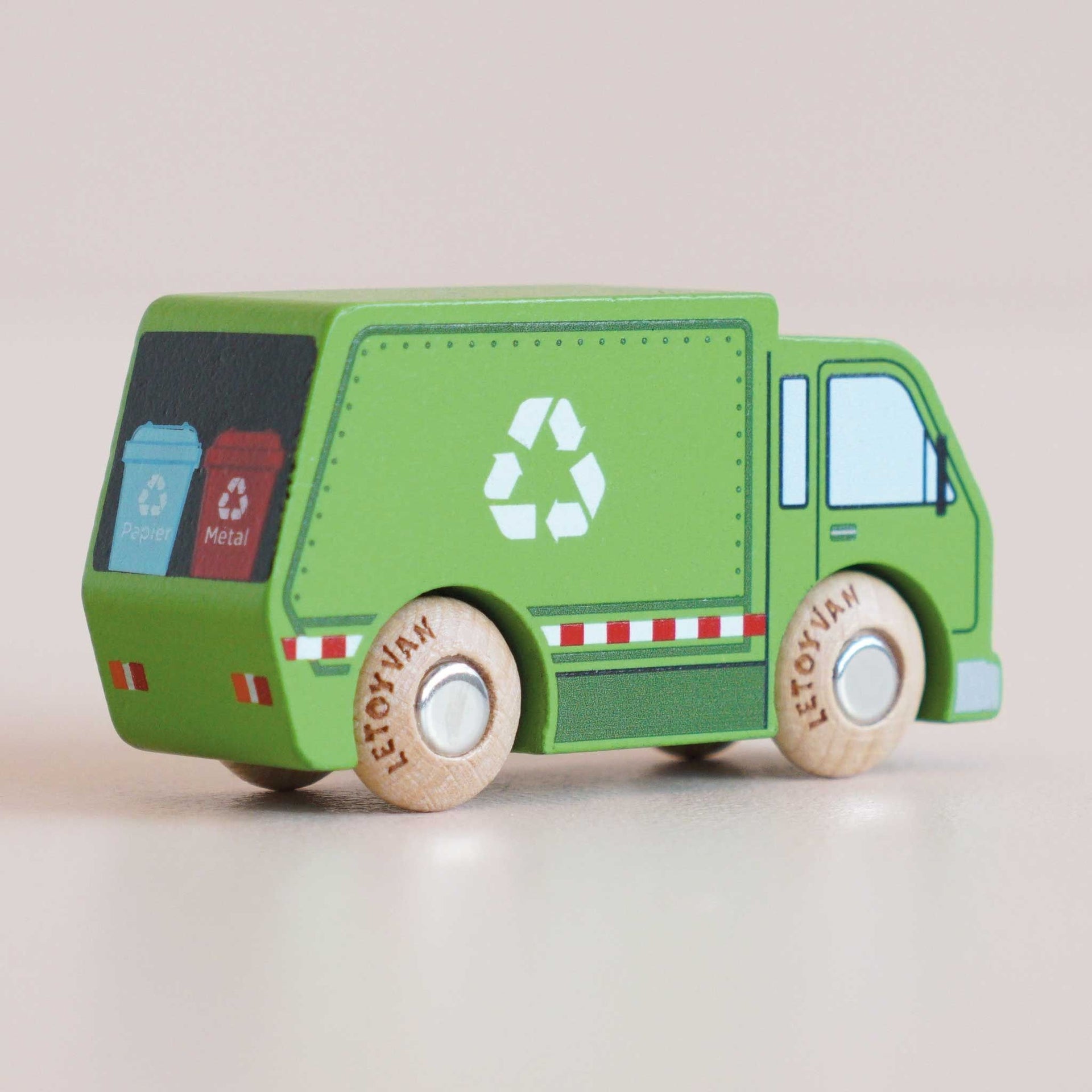 Le Toy Van Wooden Recycling Truck - Rudy