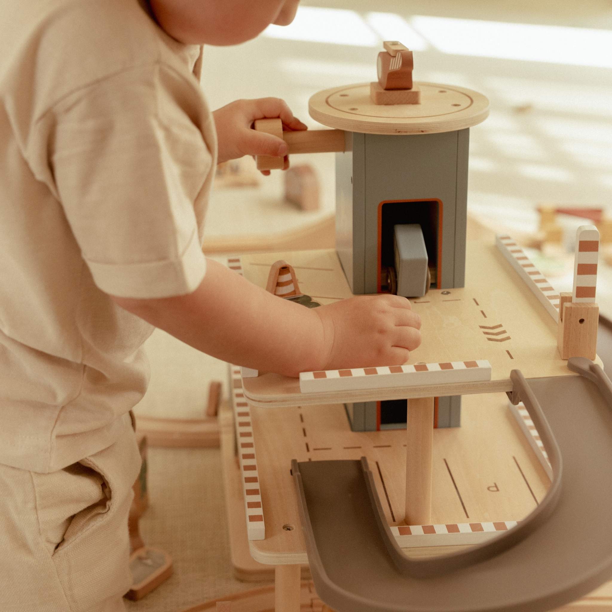 Little Dutch Parking Garage | The Kid Collective – The Kid