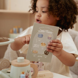 Little Dutch Wooden Cake Stand