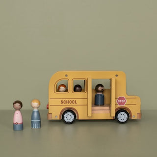 Little Dutch School Bus with Figures