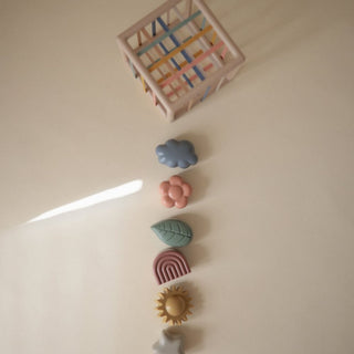 Mushie Elastic Shape Sorter