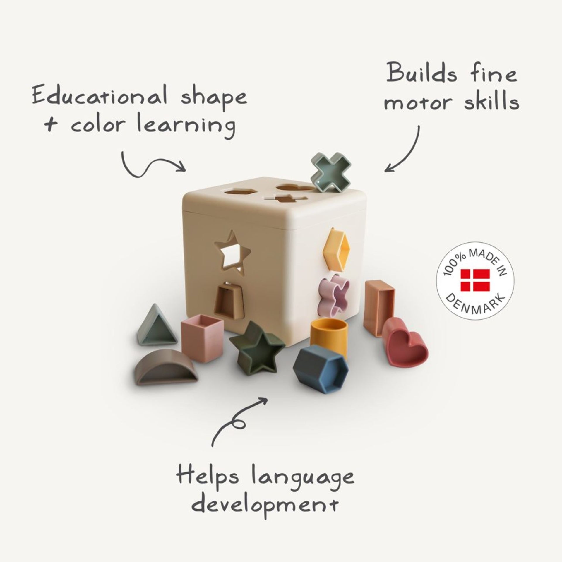 Mushie Shape Sorting Box - Petal