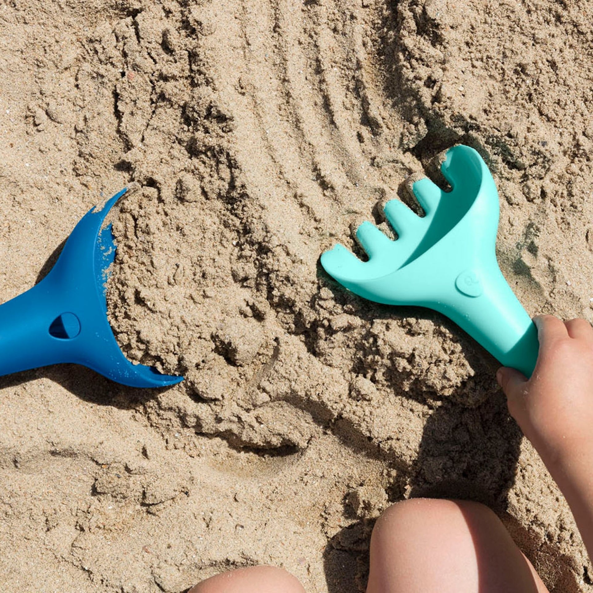 Quut Raki Rake and Spade - Ocean