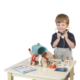 Tender Leaf Animal Rescue Vet Case