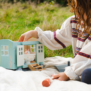 Tender Leaf Secret Meadow Shepherds Hut