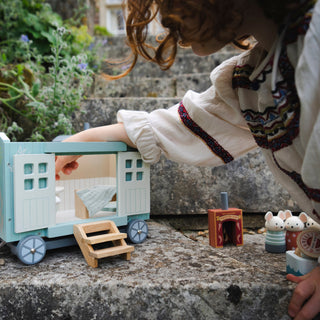 Tender Leaf Secret Meadow Shepherds Hut