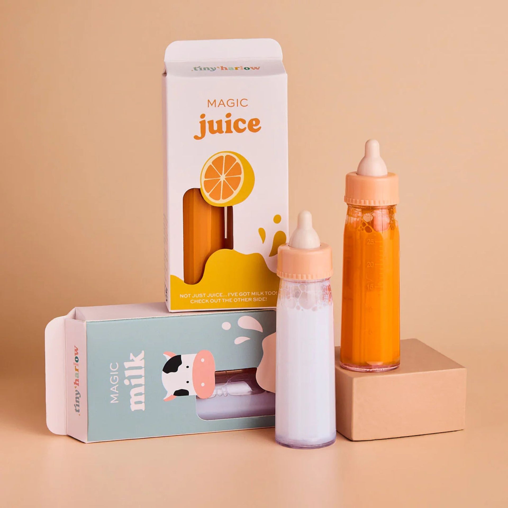 Tiny Harlow Tiny Tummies Magic Milk & Juice Bottle