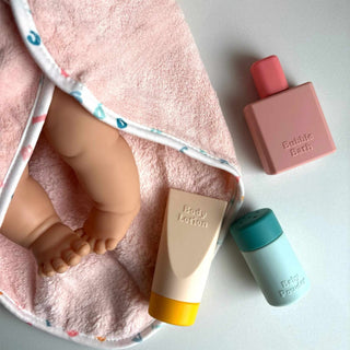 Tiny Harlow Tiny Bath Set