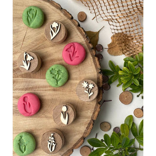 Curiosity Corner Wildflower Oak Stamps