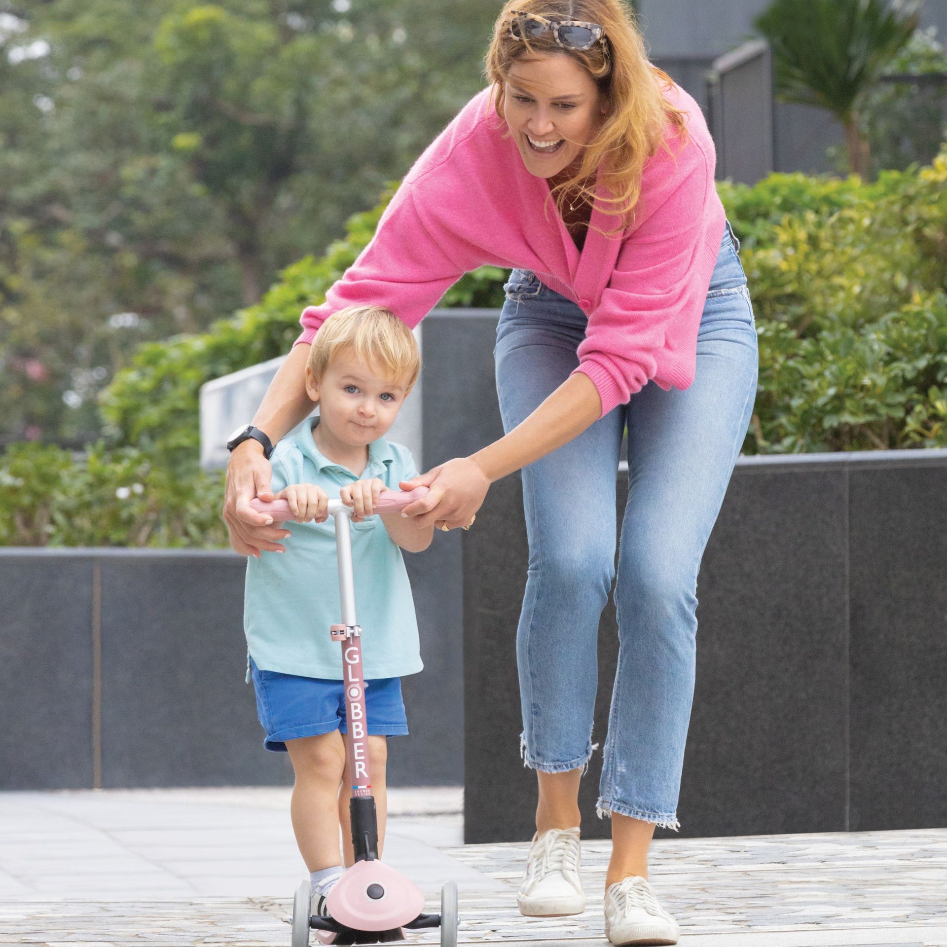 Globber Junior Foldable Lights Ecologic Scooter - Berry