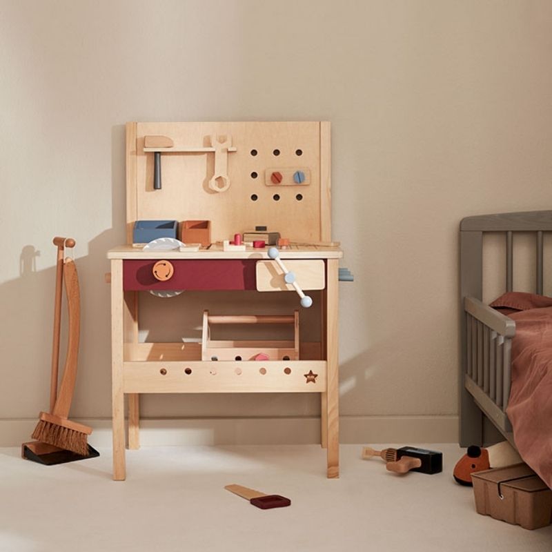 Kid's Concept - Tool Bench