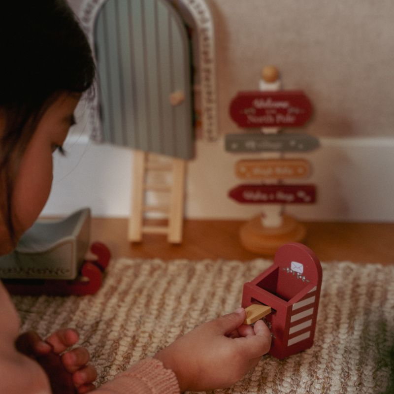 Little Dutch Mini Christmas Door and Accessories