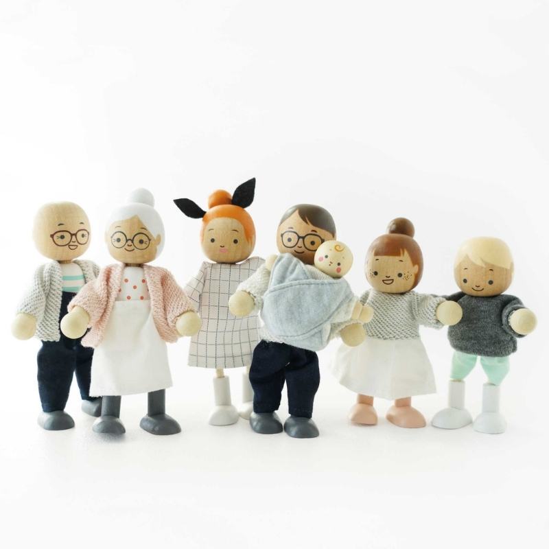 Le Toy Van Doll Family