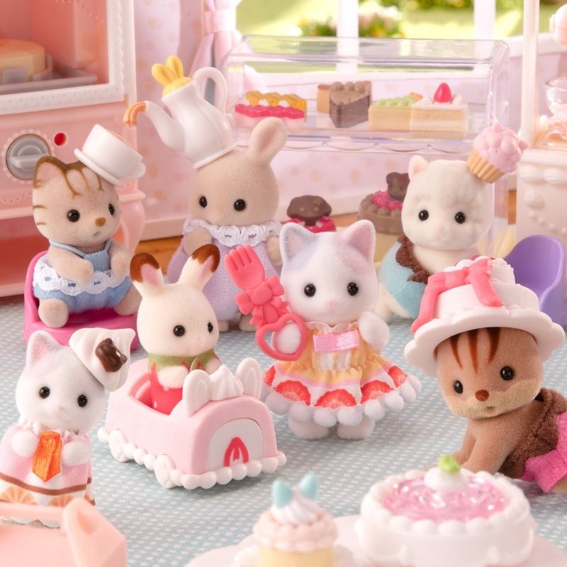 Sylvanian Families Baby Baking Party Series