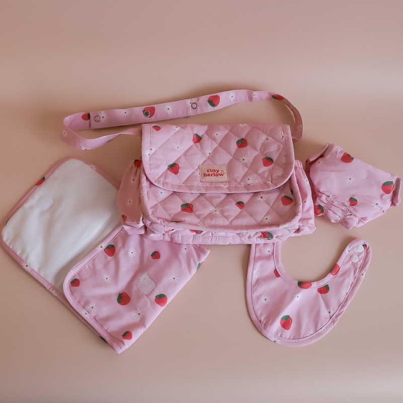 Tiny Harlow Tiny Nurturers Set - Strawberry Picnic